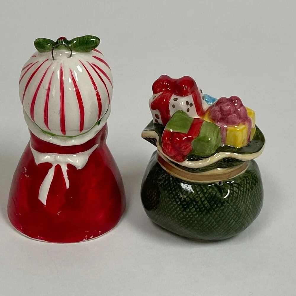 Enesco Granny Grandma & FF Gifts Presents Christmas Tree Ornaments Lot of 2‎